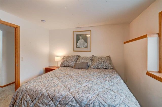 829 Oregon Parks Avenue, Oregon, WI 53575