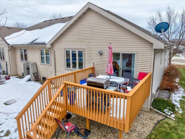 829 Oregon Parks Avenue, Oregon, WI 53575