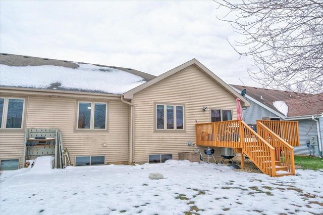 829 Oregon Parks Avenue, Oregon, WI 53575