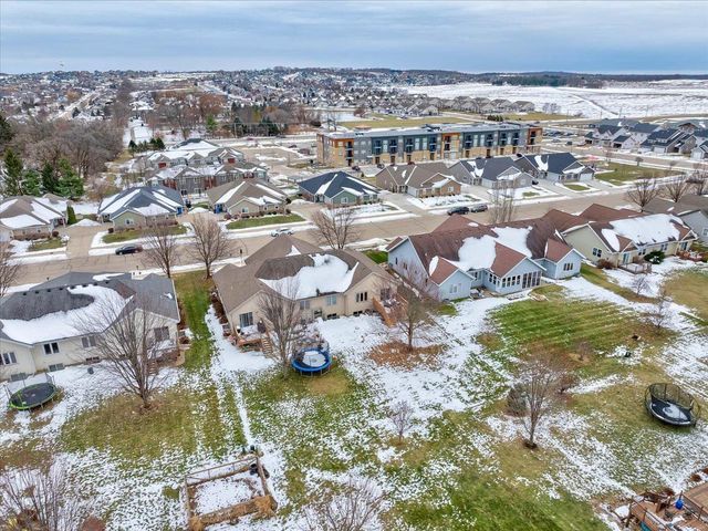 829 Oregon Parks Avenue, Oregon, WI 53575