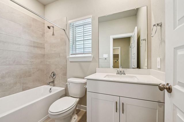 4222 Laurel Oak Circle, Missouri City, TX 77459