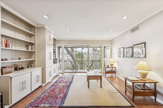 6603 Bayou Glen Road, Houston, TX 77057