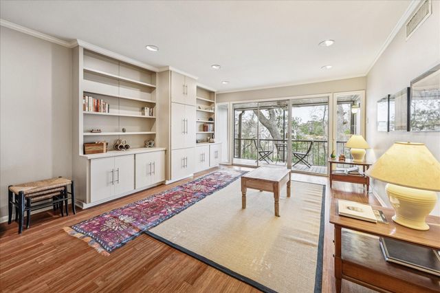 6603 Bayou Glen Road, Houston, TX 77057