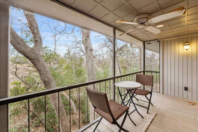 6603 Bayou Glen Road, Houston, TX 77057