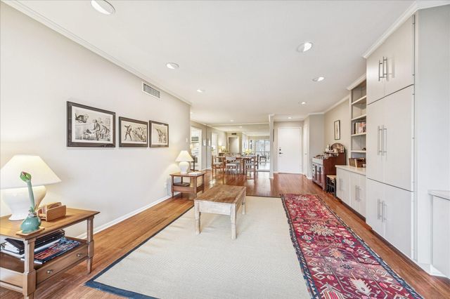 6603 Bayou Glen Road, Houston, TX 77057