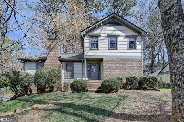 305 Seventeenth Fairway, Roswell, GA 30076