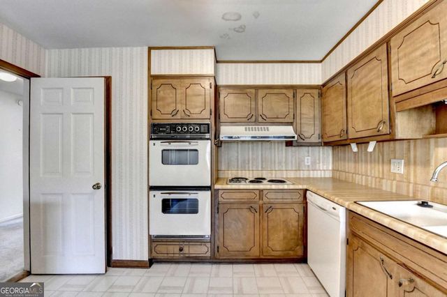 305 Seventeenth Fairway, Roswell, GA 30076