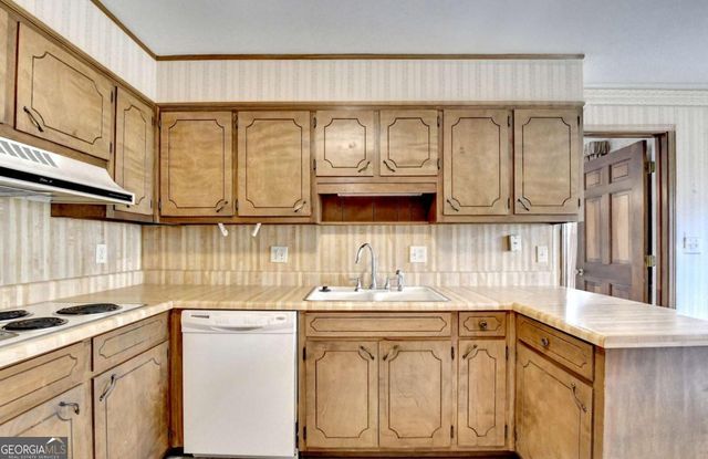 305 Seventeenth Fairway, Roswell, GA 30076