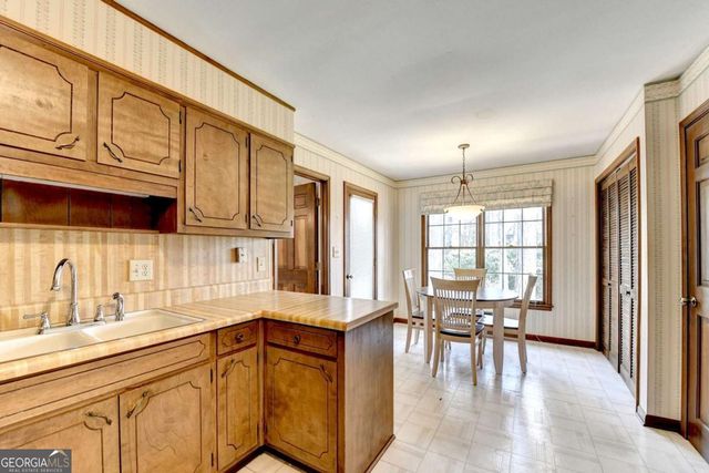 305 Seventeenth Fairway, Roswell, GA 30076