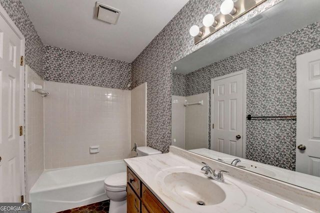 305 Seventeenth Fairway, Roswell, GA 30076