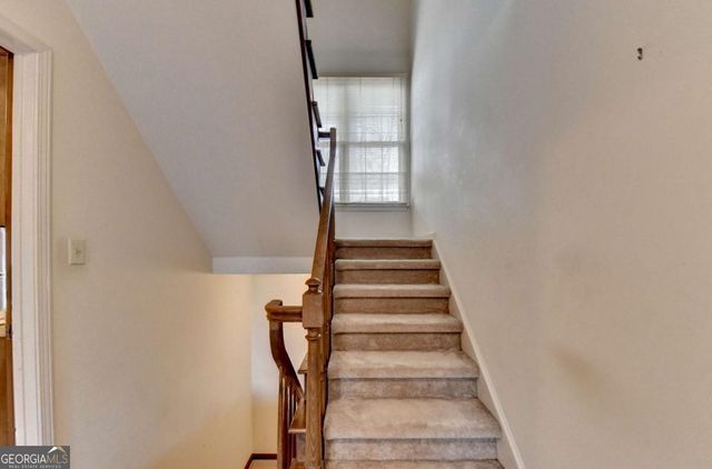 305 Seventeenth Fairway, Roswell, GA 30076