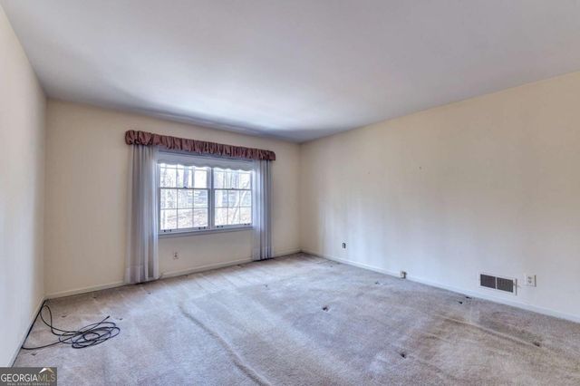 305 Seventeenth Fairway, Roswell, GA 30076