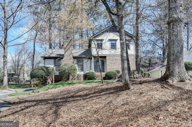 305 Seventeenth Fairway, Roswell, GA 30076