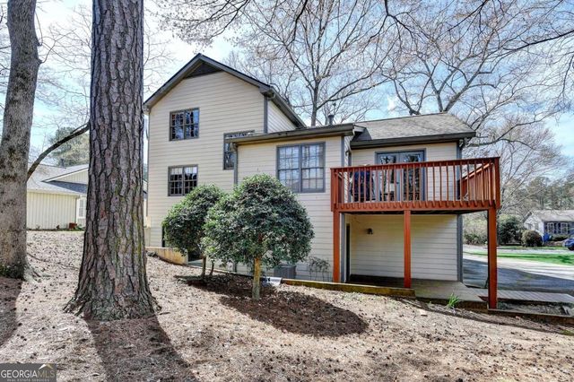 305 Seventeenth Fairway, Roswell, GA 30076