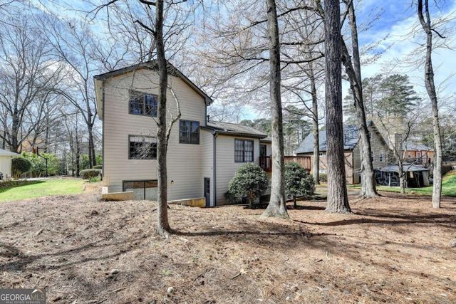 305 Seventeenth Fairway, Roswell, GA 30076