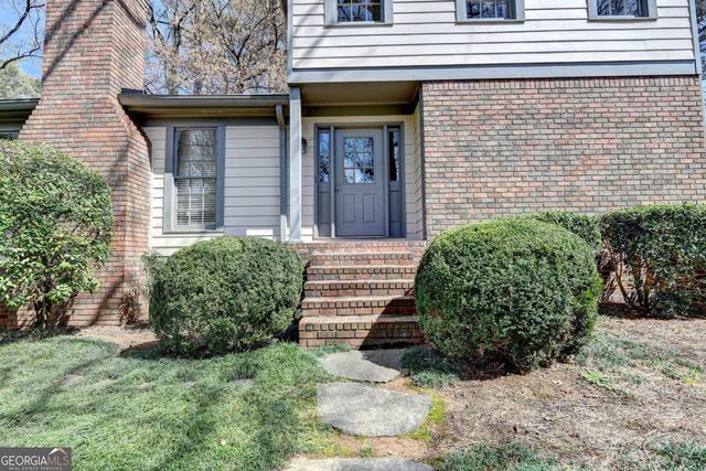 305 Seventeenth Fairway, Roswell, GA 30076