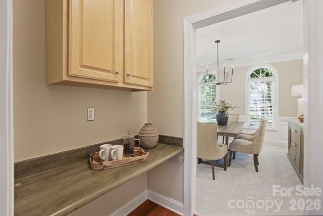 7126 Weddington Brook Drive, Matthews, NC 28104