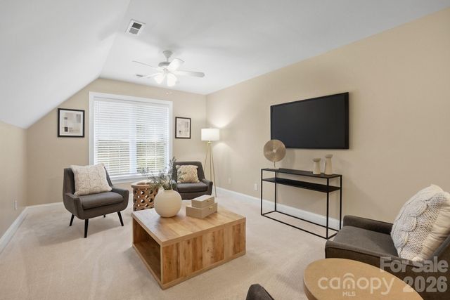 7126 Weddington Brook Drive, Matthews, NC 28104