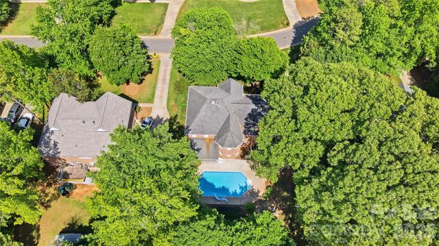 7126 Weddington Brook Drive, Matthews, NC 28104