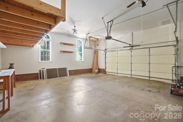 7126 Weddington Brook Drive, Matthews, NC 28104