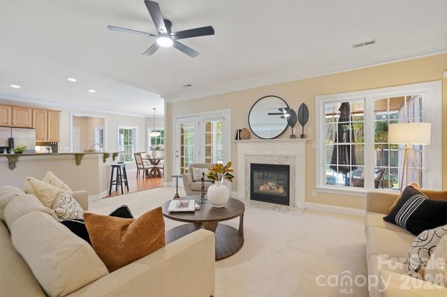 7126 Weddington Brook Drive, Matthews, NC 28104