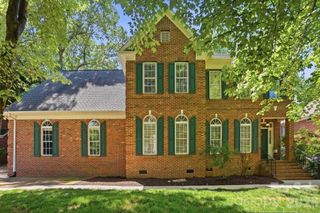7126 Weddington Brook Drive, Matthews, NC 28104