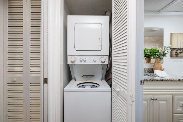 4405 W FAIR OAKS AVENUE 21, Tampa, FL 33611