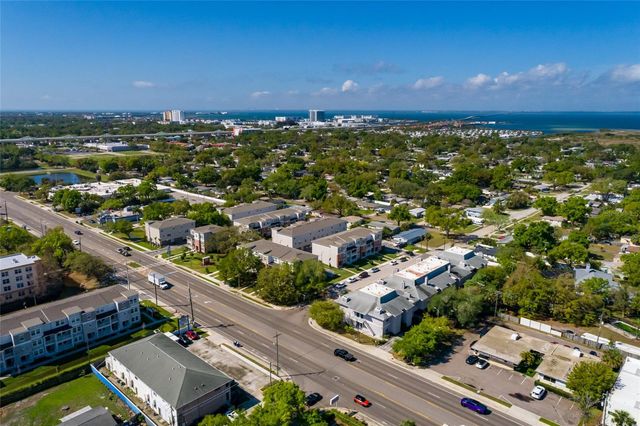 4405 W FAIR OAKS AVENUE 21, Tampa, FL 33611
