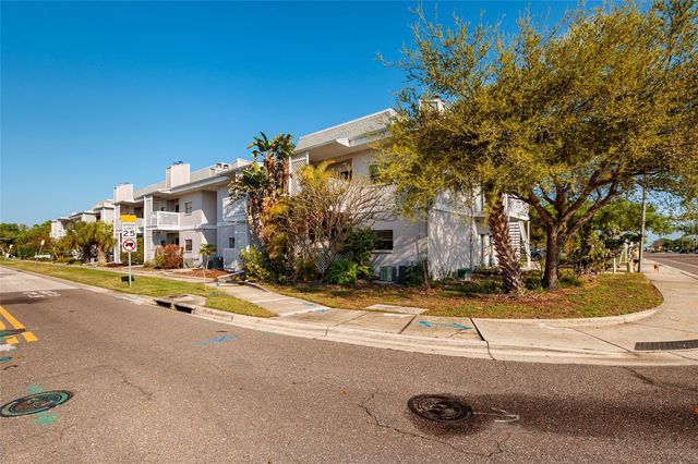 4405 W FAIR OAKS AVENUE 21, Tampa, FL 33611