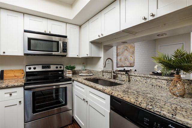 4405 W FAIR OAKS AVENUE 21, Tampa, FL 33611