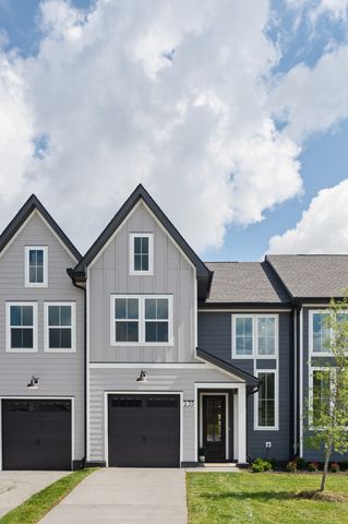 233 Panther Dr, Murfreesboro, TN 37127