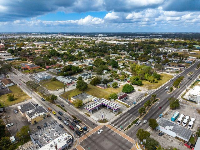 6210 NW 22nd Ave, Miami, FL 33147