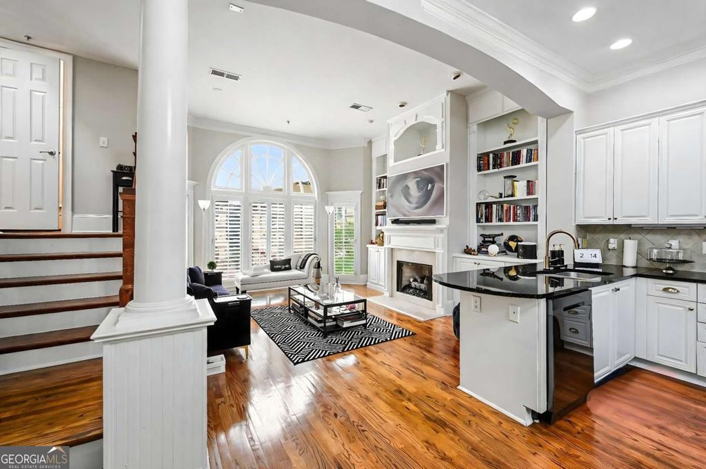 3541 Roswell Road NE 11, Atlanta, GA 30305