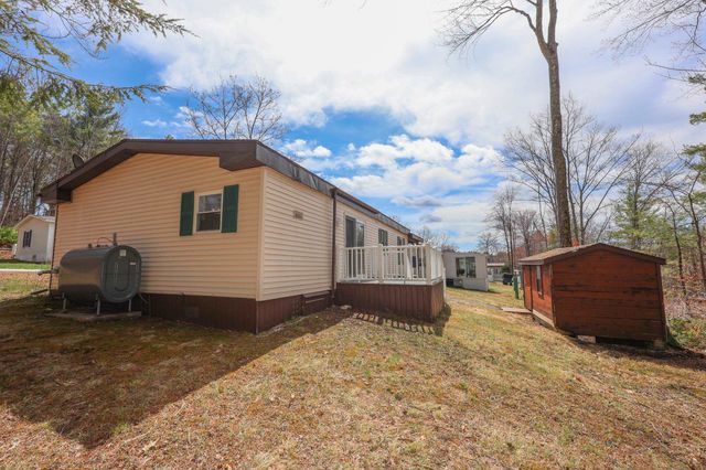 24 Donald Drive, Goffstown, NH 03045
