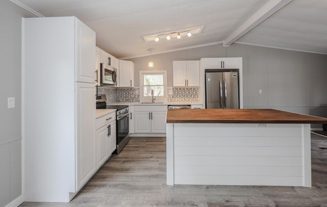 24 Donald Drive, Goffstown, NH 03045