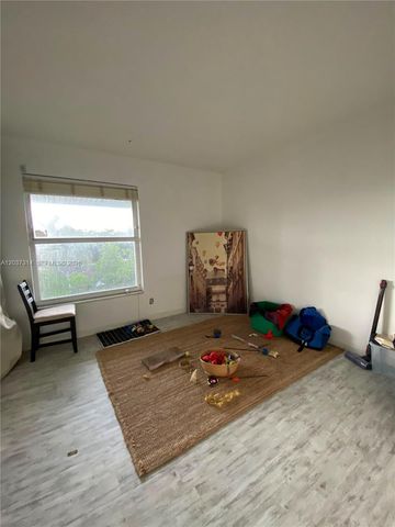 605 S Pine Island Road 404A, Plantation, FL 33324