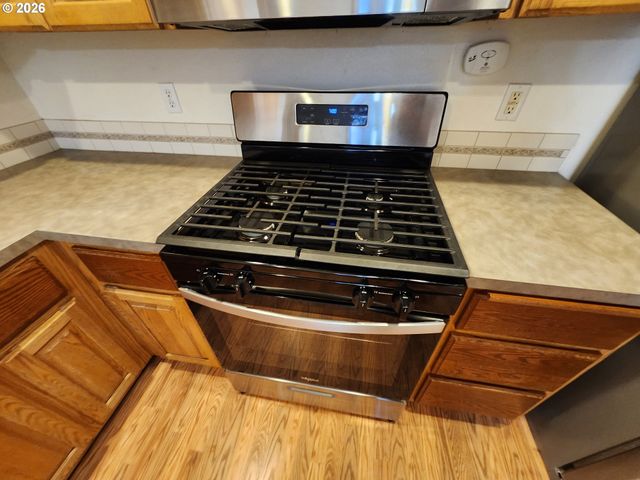 8330 Ne 16TH St, Vancouver, WA 98664