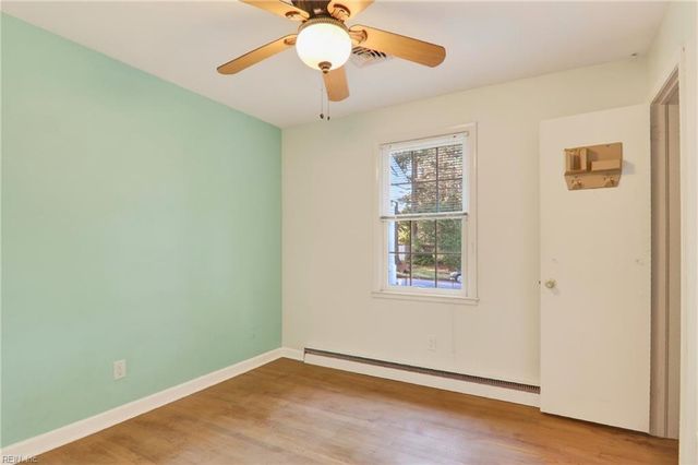5025 Greenbrook DR, Portsmouth, VA 23703