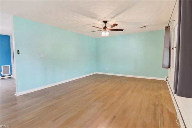 5025 Greenbrook DR, Portsmouth, VA 23703