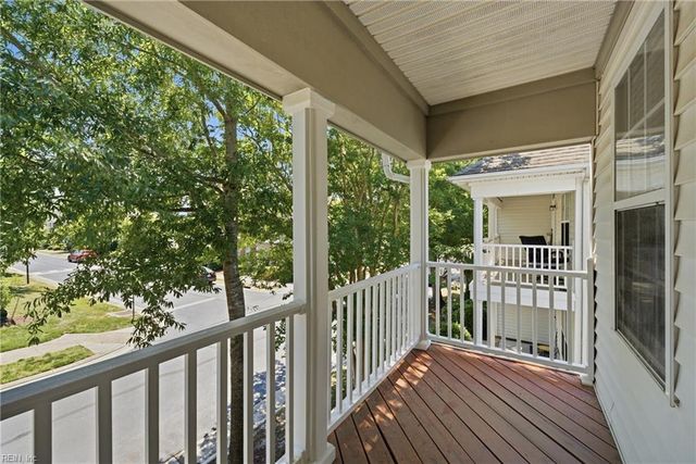 813 Brittlebank DR, Virginia Beach, VA 23462