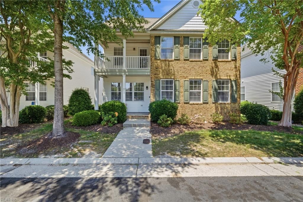 813 Brittlebank DR, Virginia Beach, VA 23462