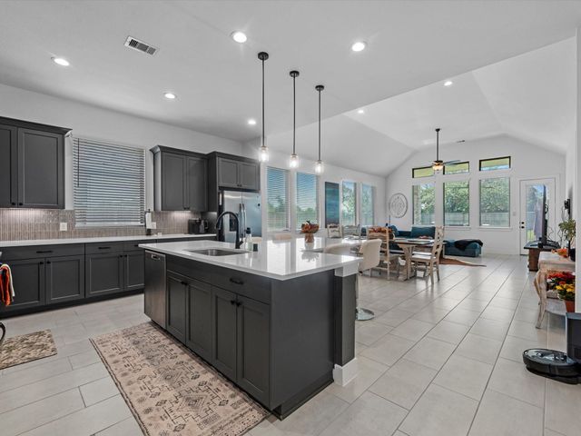 5034 Country Meadows Trail, Iowa Colony, TX 77583