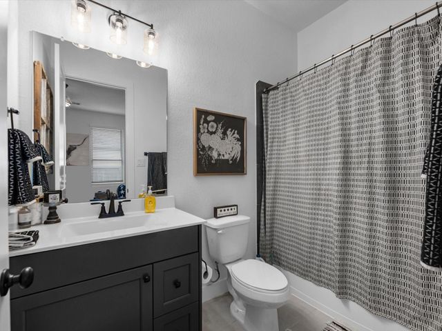 5034 Country Meadows Trail, Iowa Colony, TX 77583
