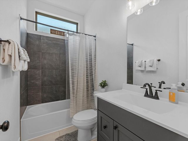 5034 Country Meadows Trail, Iowa Colony, TX 77583