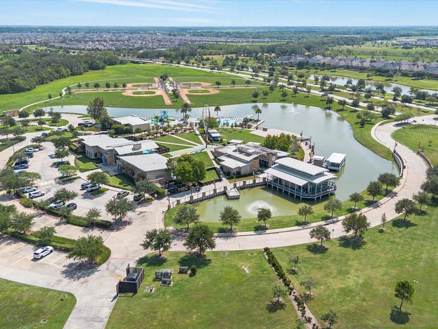 5034 Country Meadows Trail, Iowa Colony, TX 77583