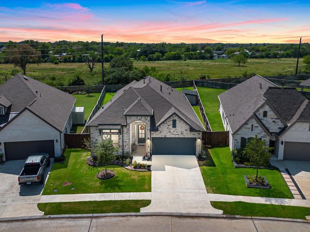 5034 Country Meadows Trail, Iowa Colony, TX 77583