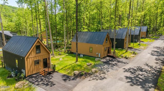 210 Braydens Way, Gatlinburg, TN 37738