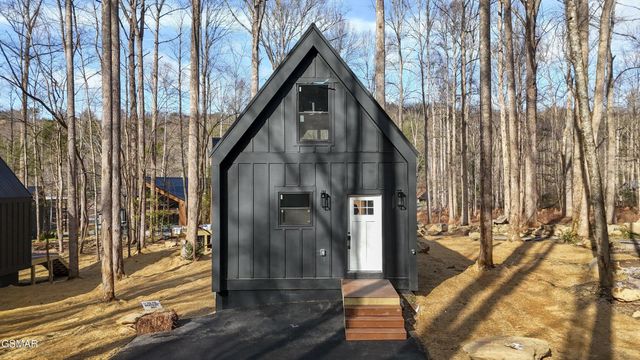 210 Braydens Way, Gatlinburg, TN 37738