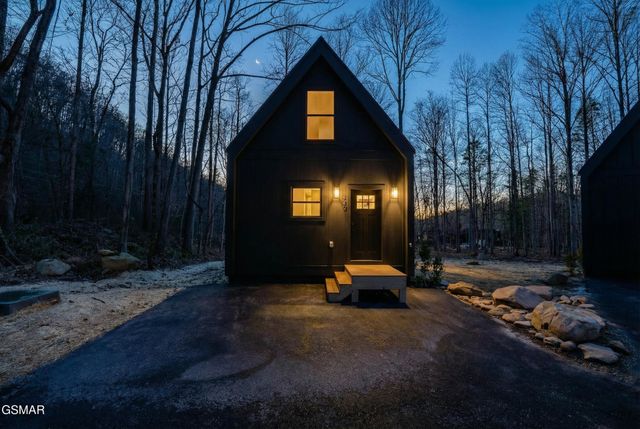 210 Braydens Way, Gatlinburg, TN 37738