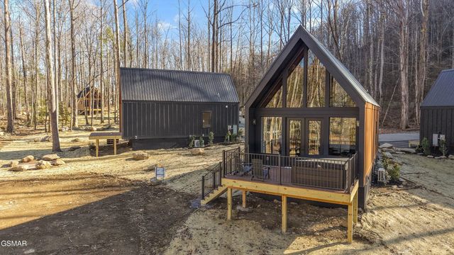210 Braydens Way, Gatlinburg, TN 37738